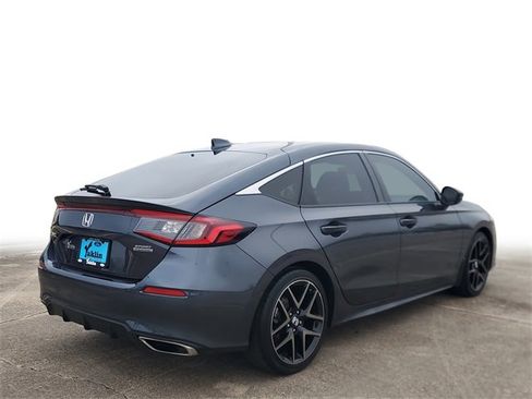 Used 2023 Honda Civic Sport Touring image 4