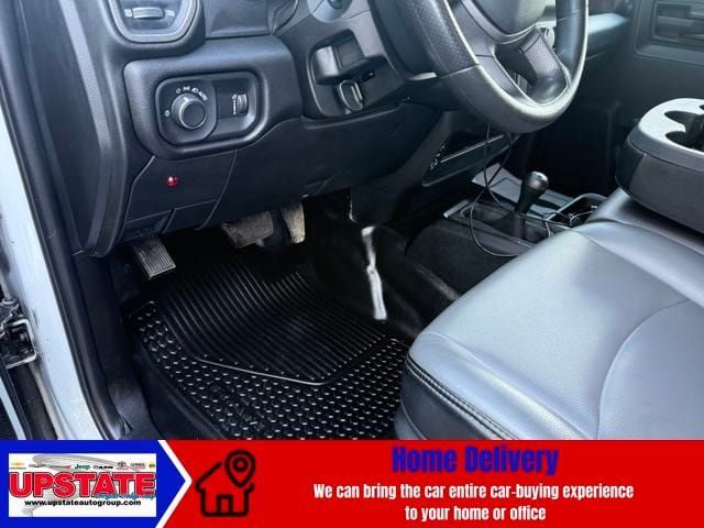 Used 2022 RAM 3500 Tradesman w/ Chrome Appearance Group AWD/4WD image 8