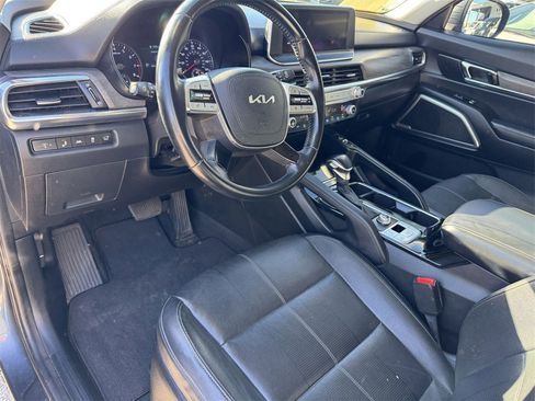 Used 2022 Kia Telluride EX w/ EX Premium Package image 9