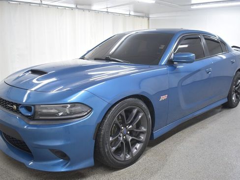 Used 2021 Dodge Charger Scat Pack image 3