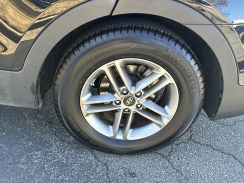 Used 2018 Hyundai Santa Fe Sport w/ 2.4L Value Package 02 image 24