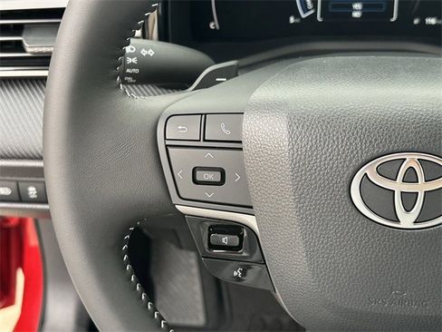 New 2026 Toyota Camry XLE w/ Convenience Package image 13