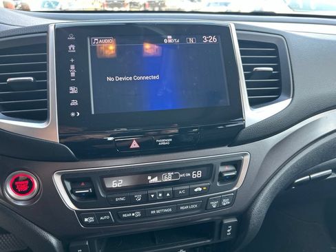 Used 2017 Honda Pilot EX-L image 11