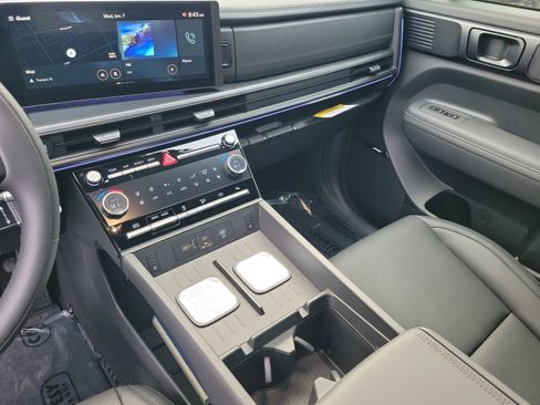 New 2026 Hyundai Santa Fe Calligraphy FWD image 8