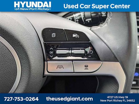 Used 2024 Hyundai Elantra Limited image 35