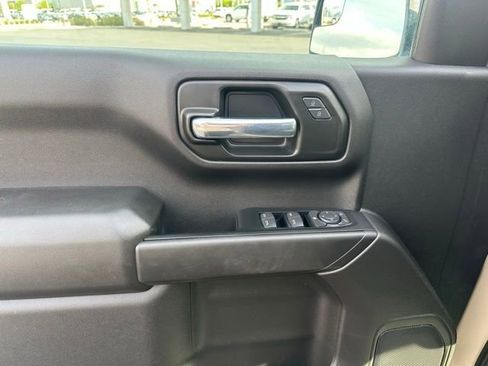 Certified 2023 Chevrolet Silverado 1500 Custom Trail Boss w/ LPO, Dark Essentials Package AWD/4WD image 3