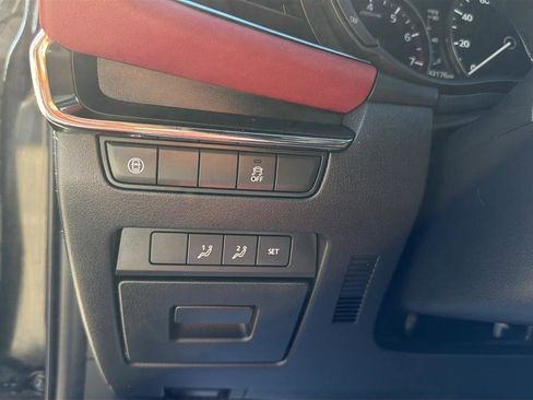 Used 2020 MAZDA MAZDA3 AWD Hatchback w/ Premium Pkg image 24