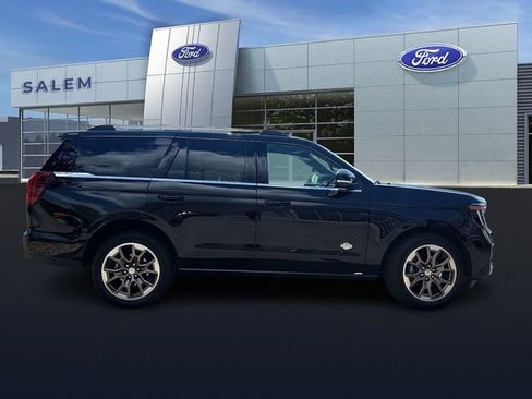 Certified 2025 Ford Expedition King Ranch AWD/4WD image 2