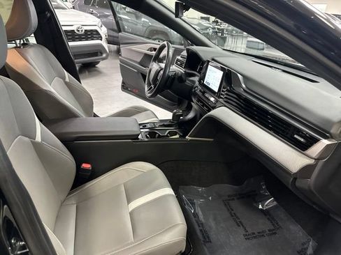 Used 2025 Toyota Camry SE w/ Convenience Package AWD/4WD image 22
