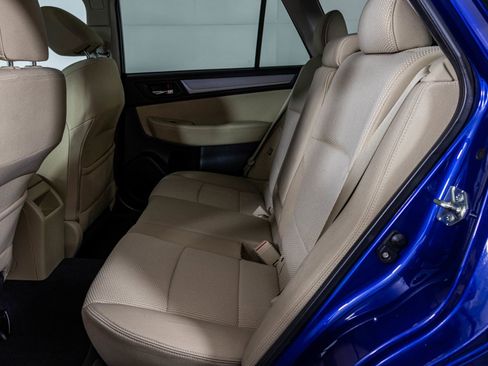 Used 2017 Subaru Outback 2.5i Premium image 40