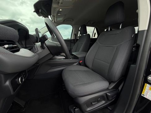 New 2026 Ford Explorer Active RWD image 6