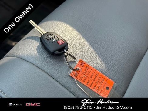 Used 2018 Toyota Tundra Limited w/ Limited Premium Package image 36