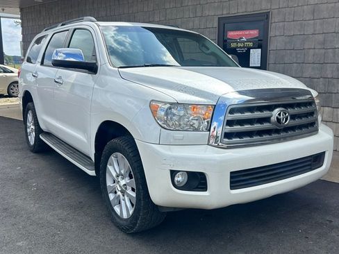Used 2016 Toyota Sequoia Platinum AWD/4WD image 5