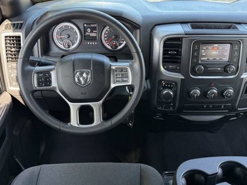 Used 2024 RAM 1500 Warlock AWD/4WD image 12