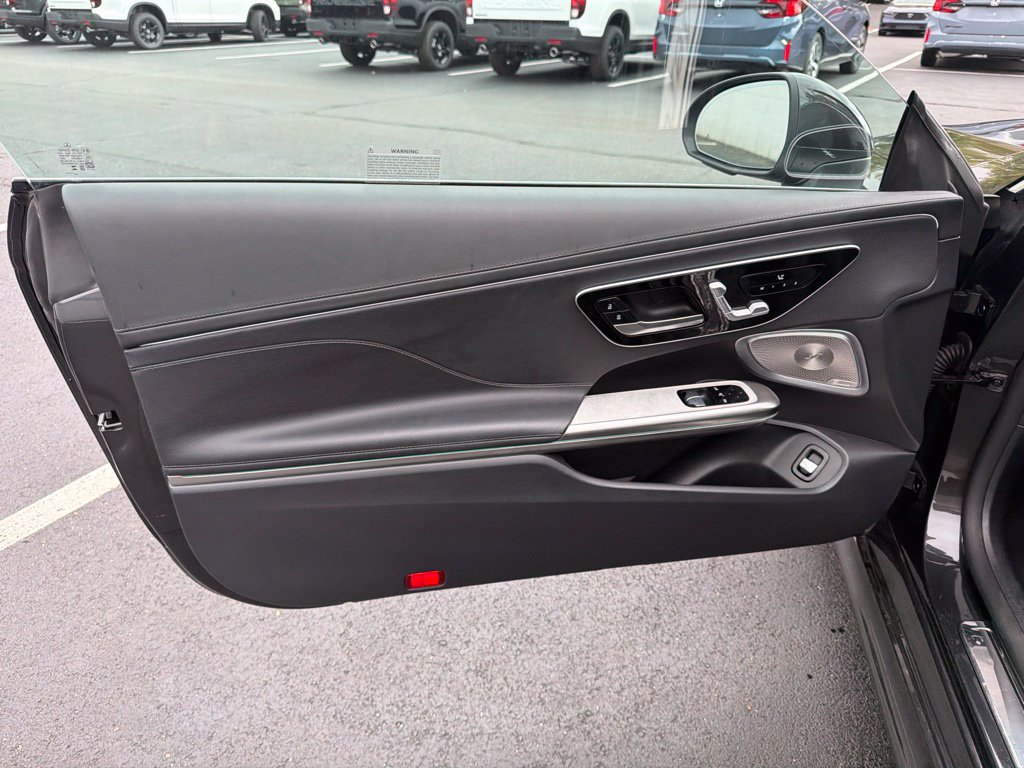 Used 2025 Mercedes-Benz CLE 300 4MATIC Coupe image 18