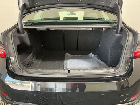 Certified 2025 BMW 330i xDrive Sedan w/ M Sport Package image 29