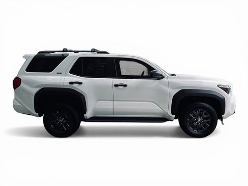 Used 2025 Toyota 4Runner SR5 image 11