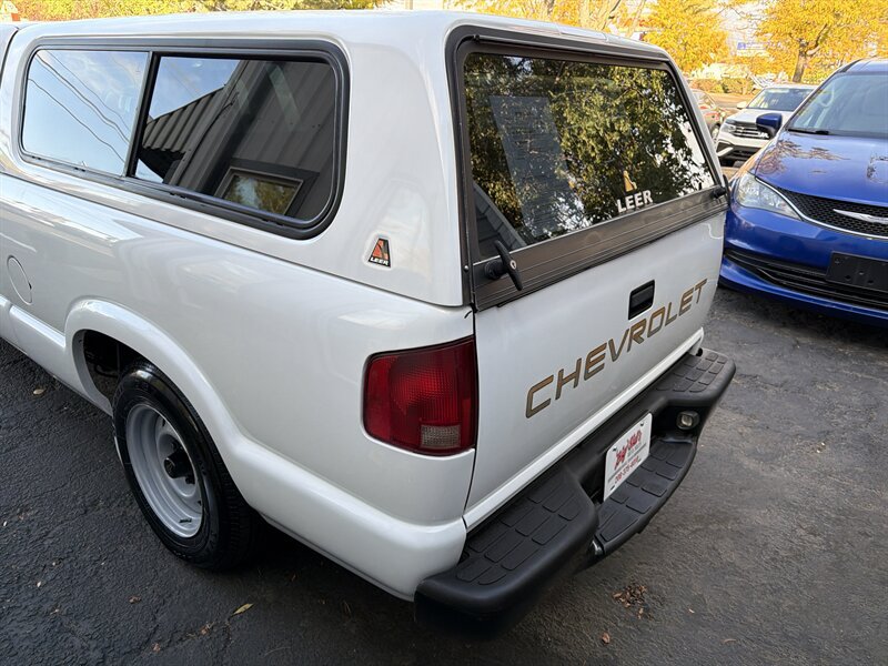 Used 2002 Chevrolet S10 Pickup 2WD Extended Cab image 7