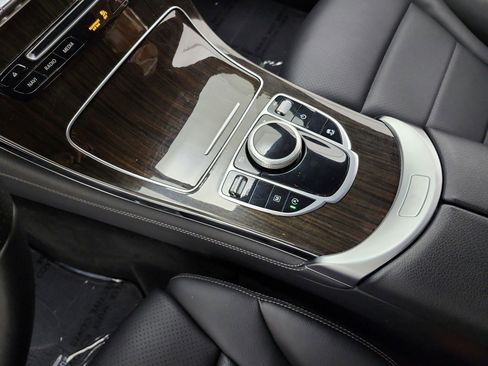 Used 2018 Mercedes-Benz GLC 300 image 11