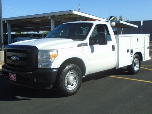Used 2014 Ford F250 XL image 1
