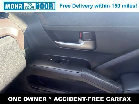 Used 2024 Toyota Tacoma TRD Sport w/ TRD Sport Premium Package AWD/4WD image 36