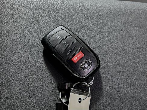 Used 2025 Toyota Camry LE FWD image 36