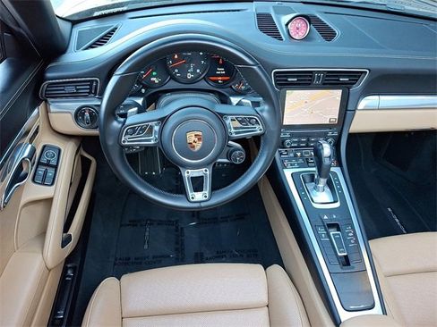 Used 2017 Porsche 911 Targa 4S image 17