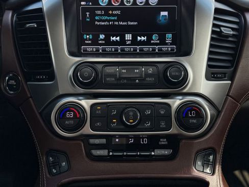 Used 2019 Chevrolet Tahoe Premier AWD/4WD image 18