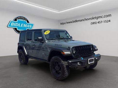 Used 2024 Jeep Wrangler Unlimited AWD/4WD image 1