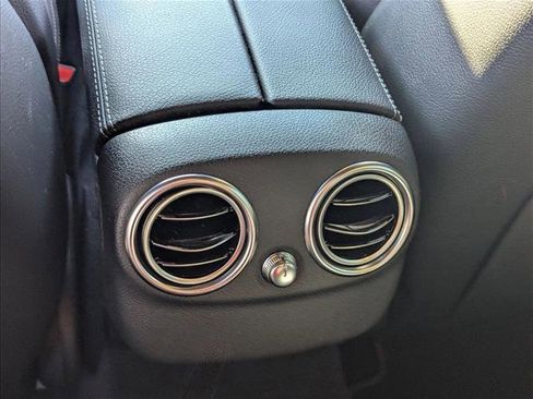 Used 2019 Mercedes-Benz C 300 Sedan image 13