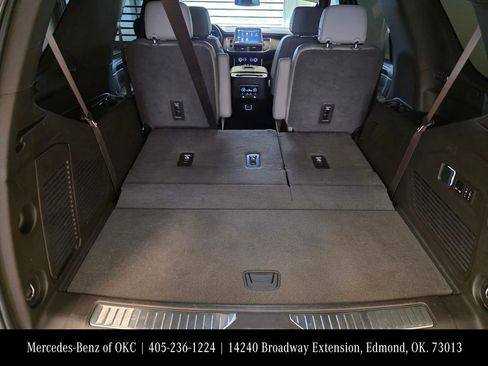 Used 2022 Chevrolet Tahoe Z71 w/ Luxury Package image 21