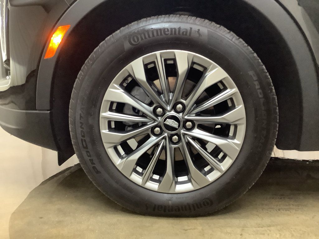 Used 2025 Cadillac XT4 Premium Luxury AWD/4WD image 24