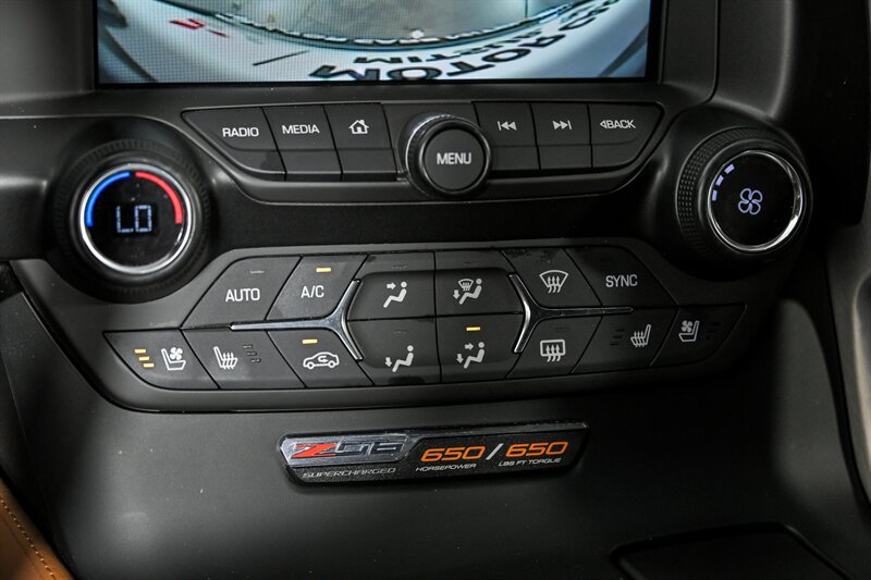 Used 2016 Chevrolet Corvette Z06 w/ 2LZ Preferred Equipment Group RWD image 26