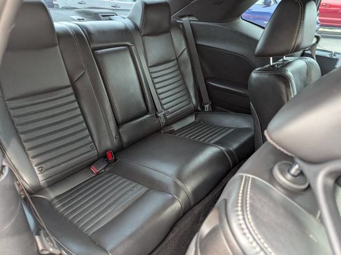 Used 2013 Dodge Challenger R/T image 14