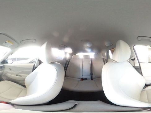 Used 2025 Hyundai Kona SEL image 42