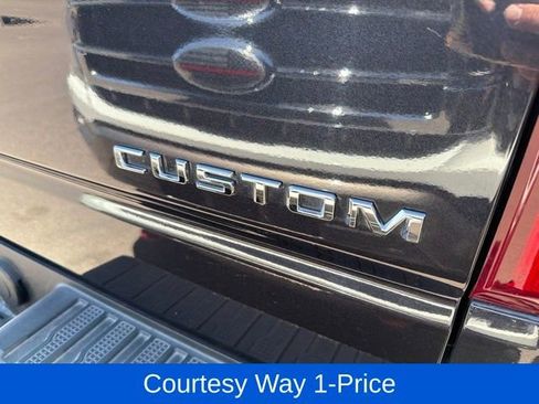 Used 2022 Chevrolet Silverado 1500 Custom RWD image 4