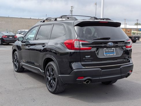 Used 2023 Subaru Ascent Onyx Edition AWD/4WD image 4