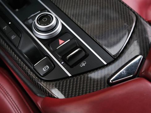 Used 2017 Maserati Levante S image 42