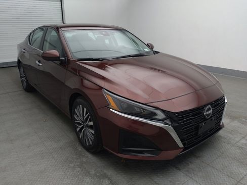 Used 2023 Nissan Altima 2.5 SV image 13