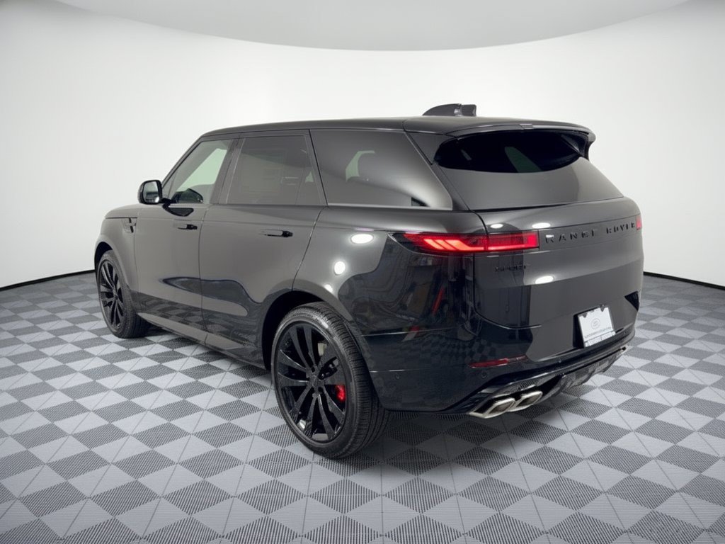 New 2027 Land Rover Range Rover Sport Dynamic SE AWD/4WD image 3