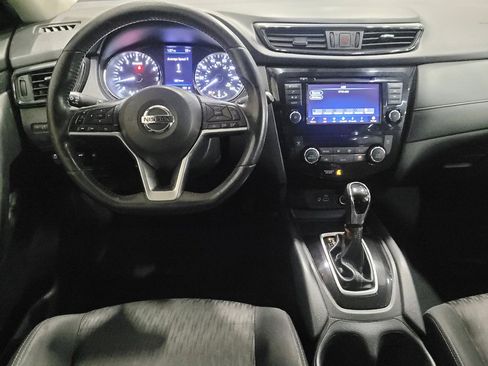 Used 2018 Nissan Rogue SV AWD/4WD image 22