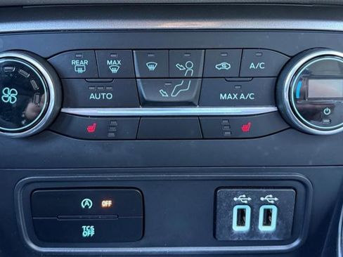Used 2019 Ford EcoSport SE w/ SE Convenience Package image 27