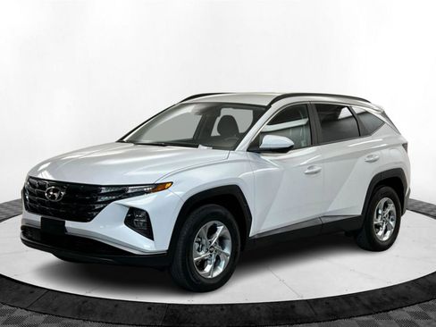 Used 2024 Hyundai Tucson SEL image 1
