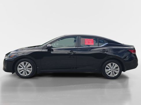 Certified 2025 Nissan Sentra S FWD image 2