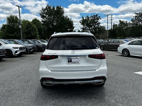 Certified 2025 Mercedes-Benz GLS 450 4MATIC image 7