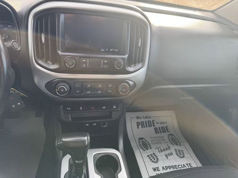 Used 2020 Chevrolet Colorado LT w/ Safety Package image 8