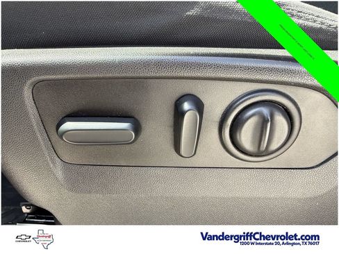 Used 2021 Chevrolet Silverado 1500 LT Trail Boss w/ LPO, Dark Essentials Package AWD/4WD image 26