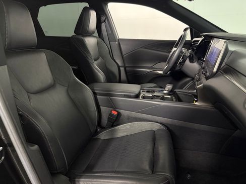 Used 2023 Lexus RX 350 FWD w/ Cold Area Package image 32