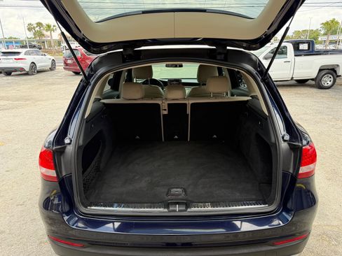 Used 2017 Mercedes-Benz GLC 300 image 7