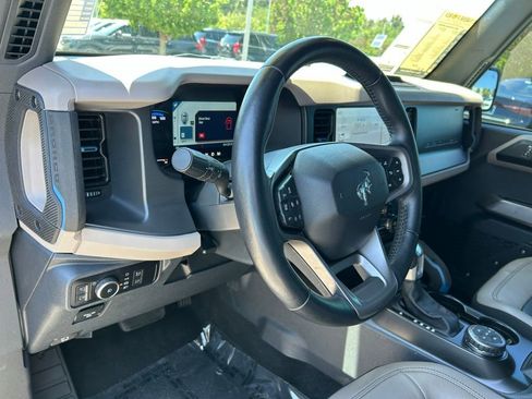 Used 2023 Ford Bronco Wildtrak AWD/4WD image 20